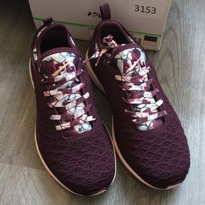 APL Techloom Phantom Sneakers Sz 8 NWB